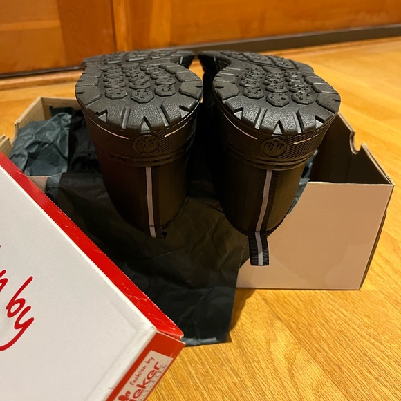 Rieker Melody 50 slip on sneakers - Picture 9 of 10